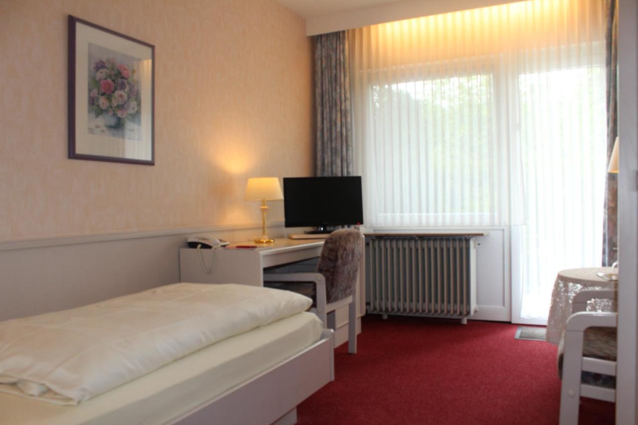 Zum Rosenteich Hotel 3*