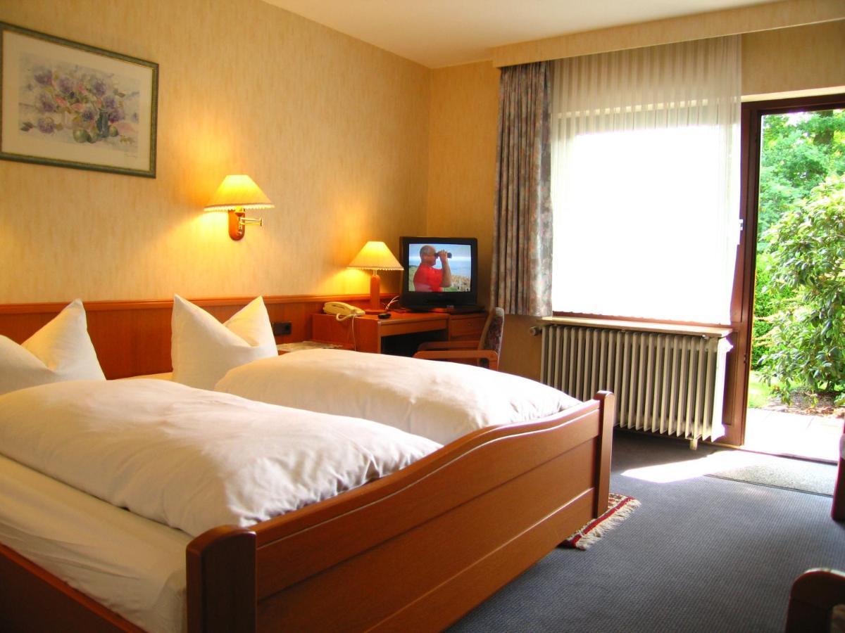 Zum Rosenteich Hotel 3*